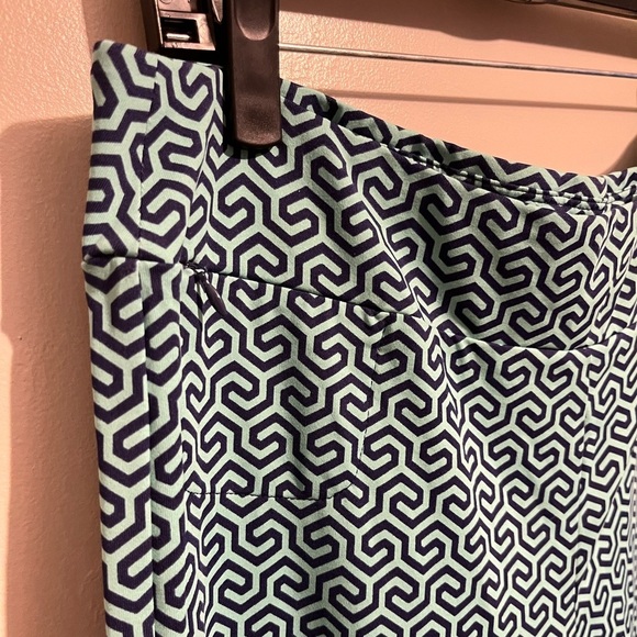 J.Mclaughlin Carmel Pants in Honeycomb Blue Patterned Stretch Flare Size XL - Picture 8 of 16